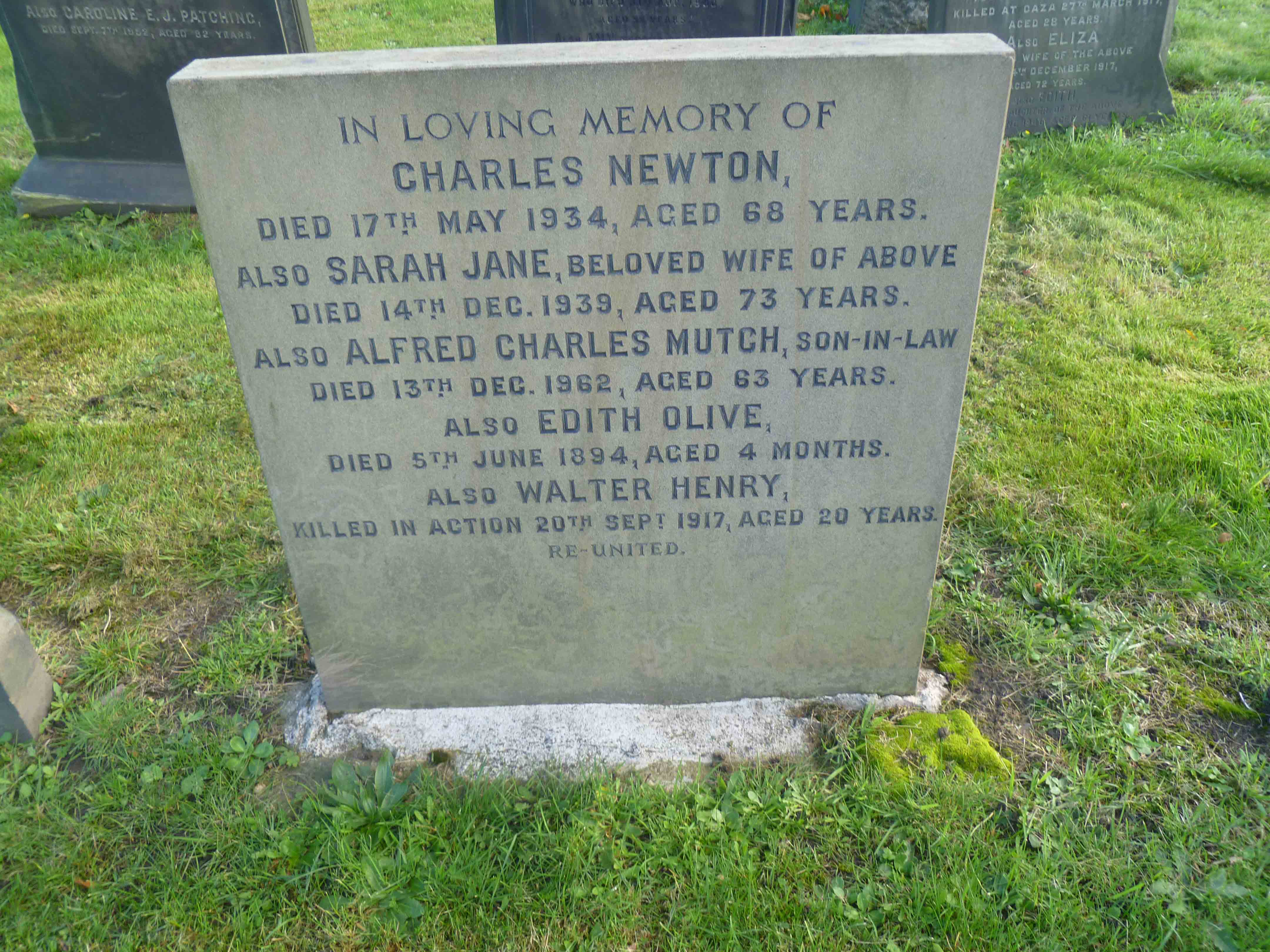 Newton & Mutch (B Left 585)